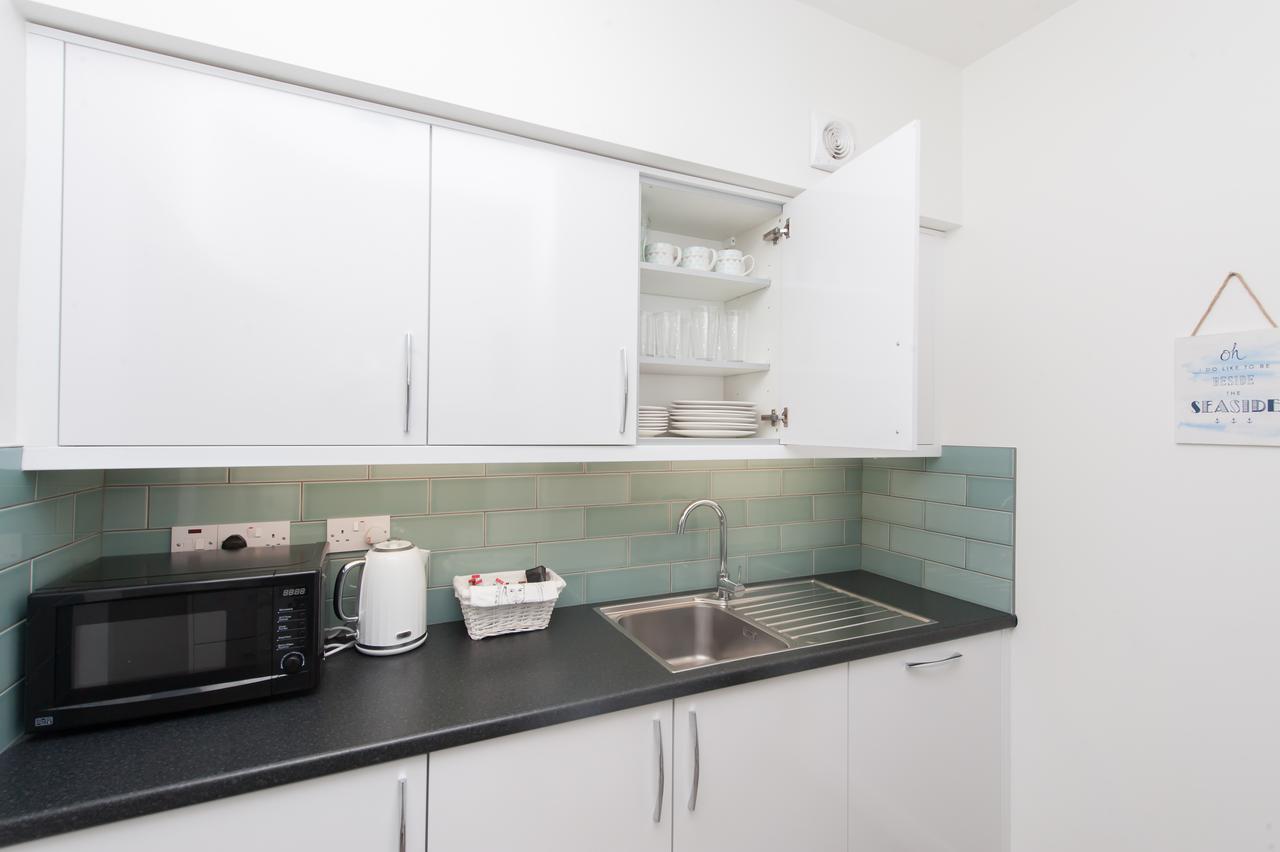 رامْسْغيت Two Bed Ground Floor Apartment, Sleeps Six, Free Parking And High Speed Wifi المظهر الخارجي الصورة
