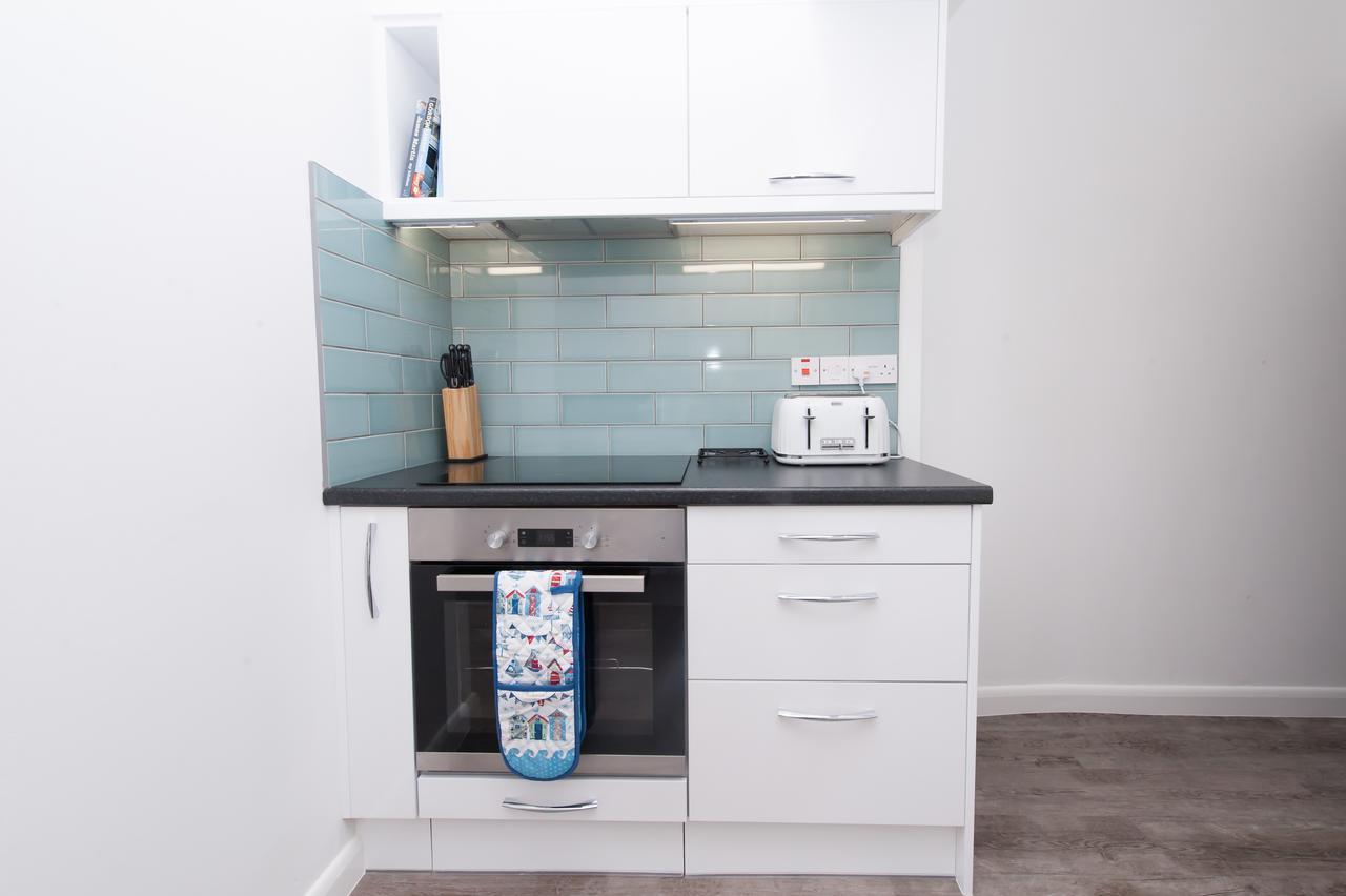 رامْسْغيت Two Bed Ground Floor Apartment, Sleeps Six, Free Parking And High Speed Wifi المظهر الخارجي الصورة